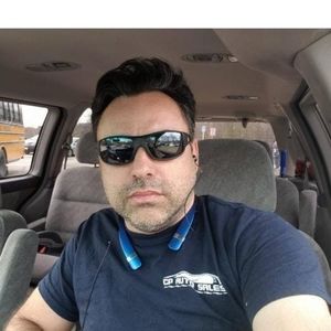 Meet your Posher, Nelio